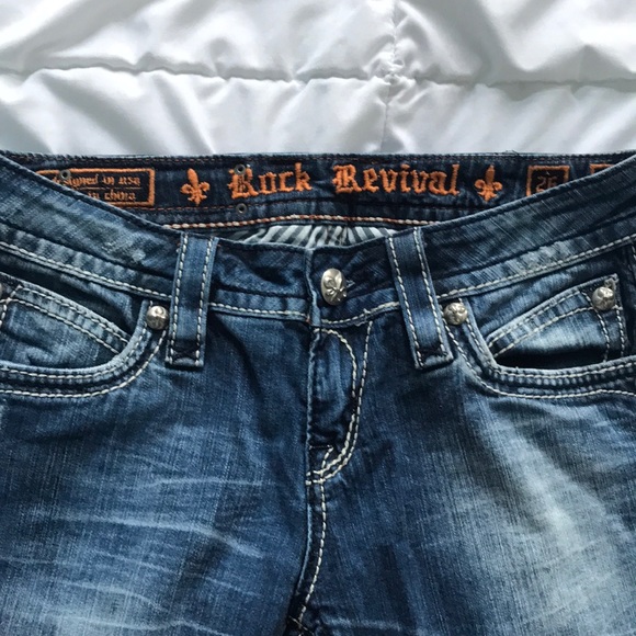 Rock Revival Skinny Jeans - Picture 3 of 7